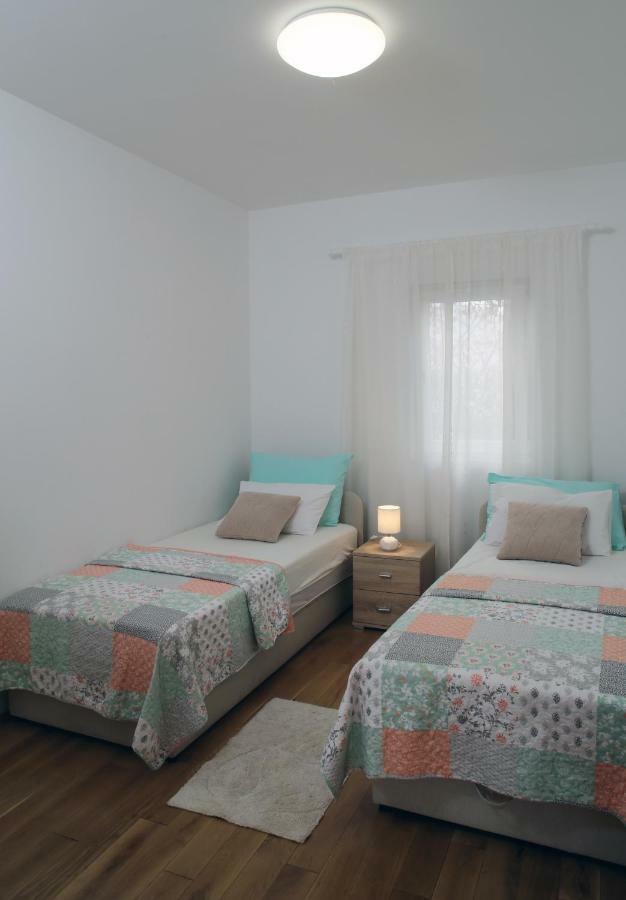Apartman Zara Ražanj Kültér fotó